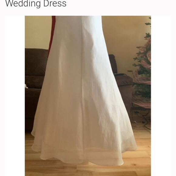 Elegant White Sleeveless Summer Wedding Dress - Picture 14 of 14